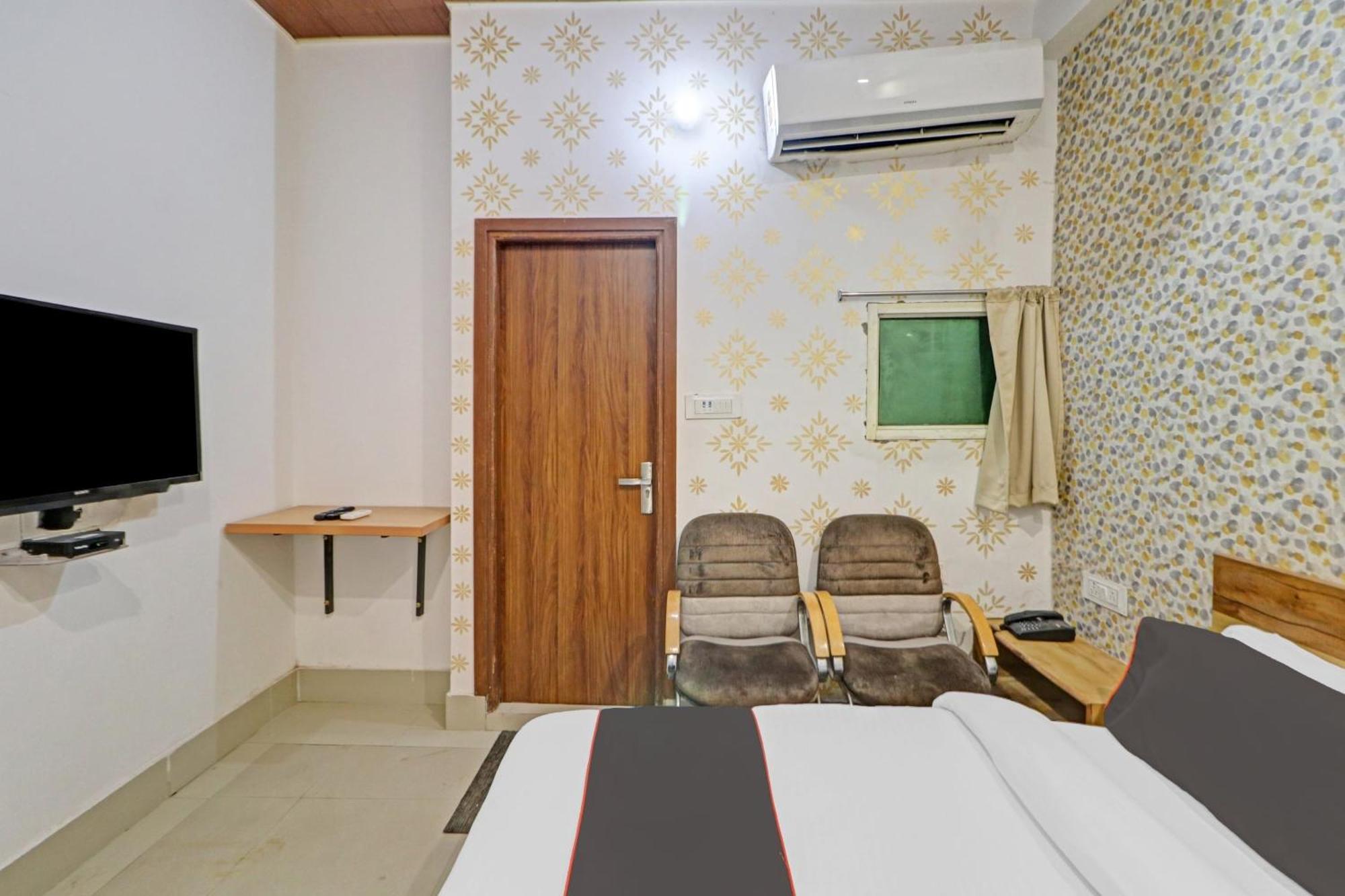 Hotel O Star Ki New Delhi Exterior photo
